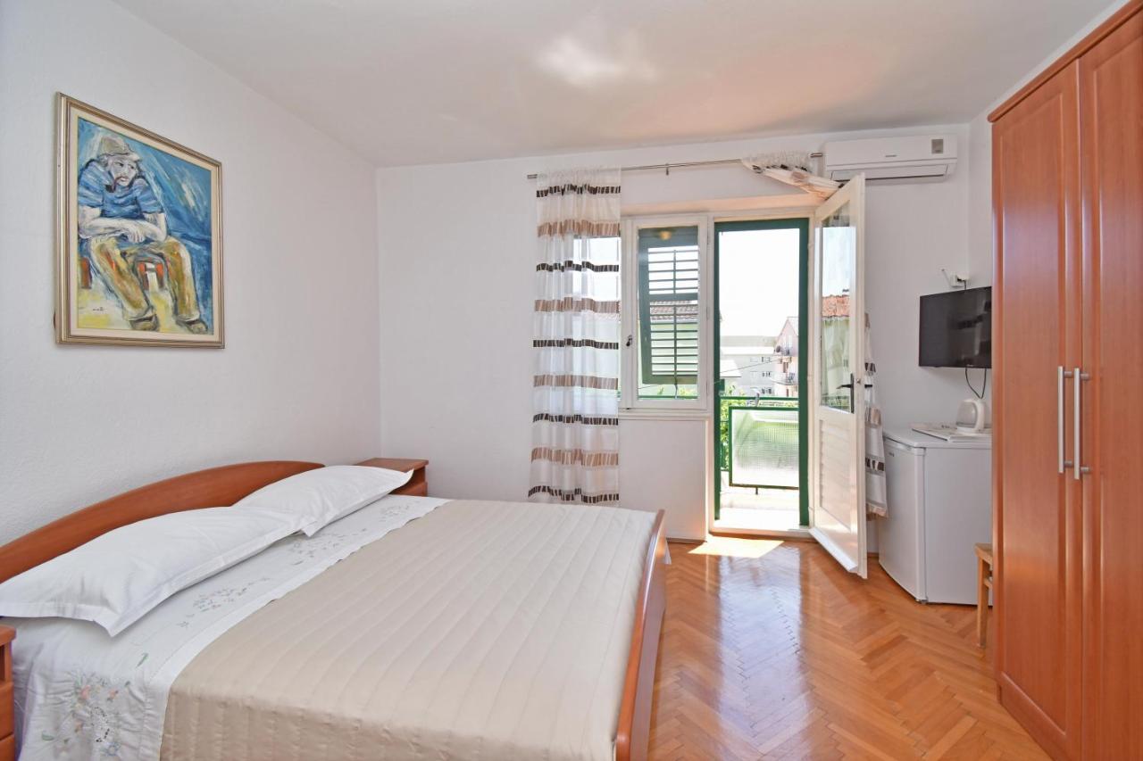 Rooms Borka Tučepi Exteriör bild